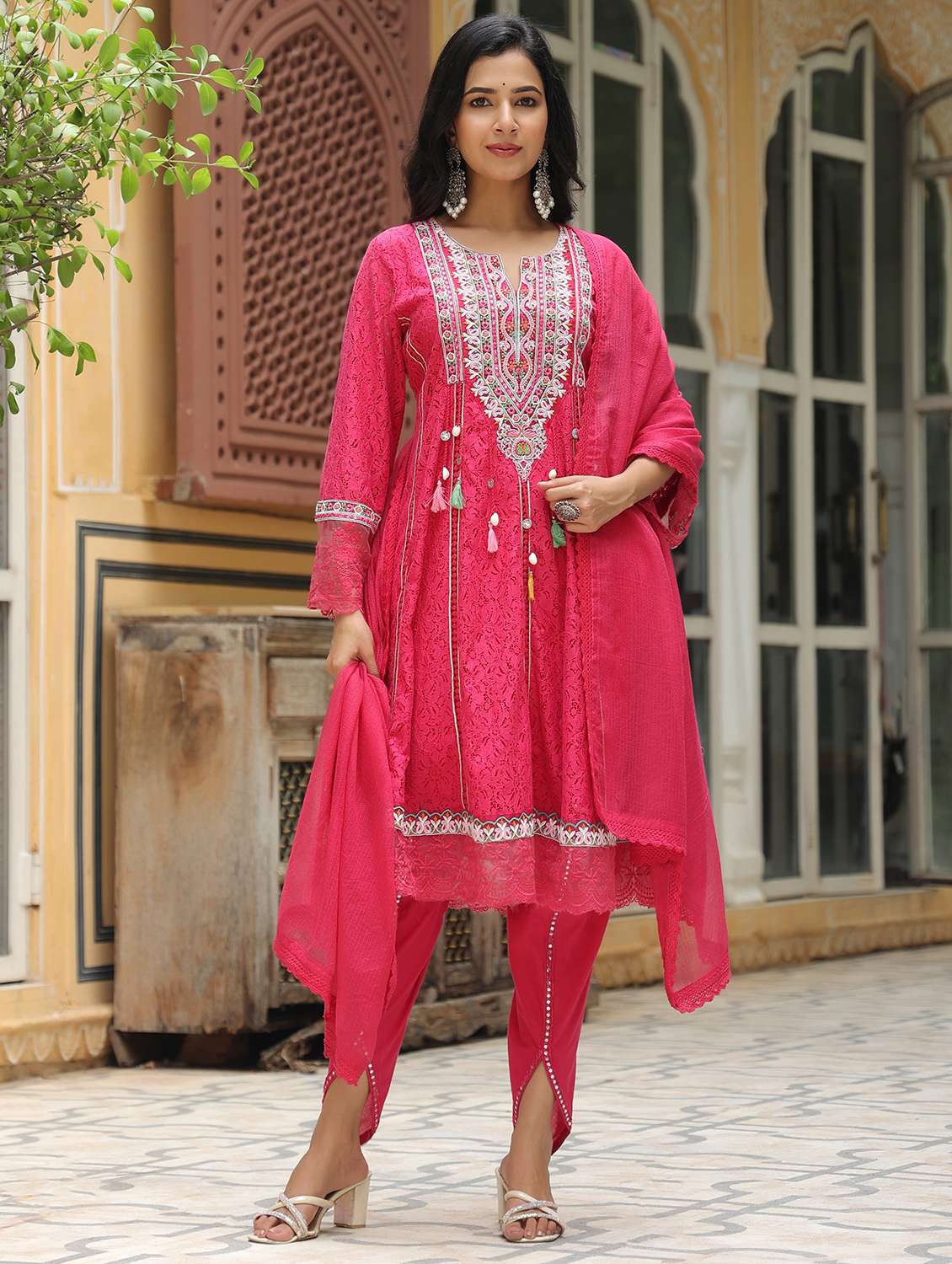 women embroidered long sleeve kurta pant with dupatta set