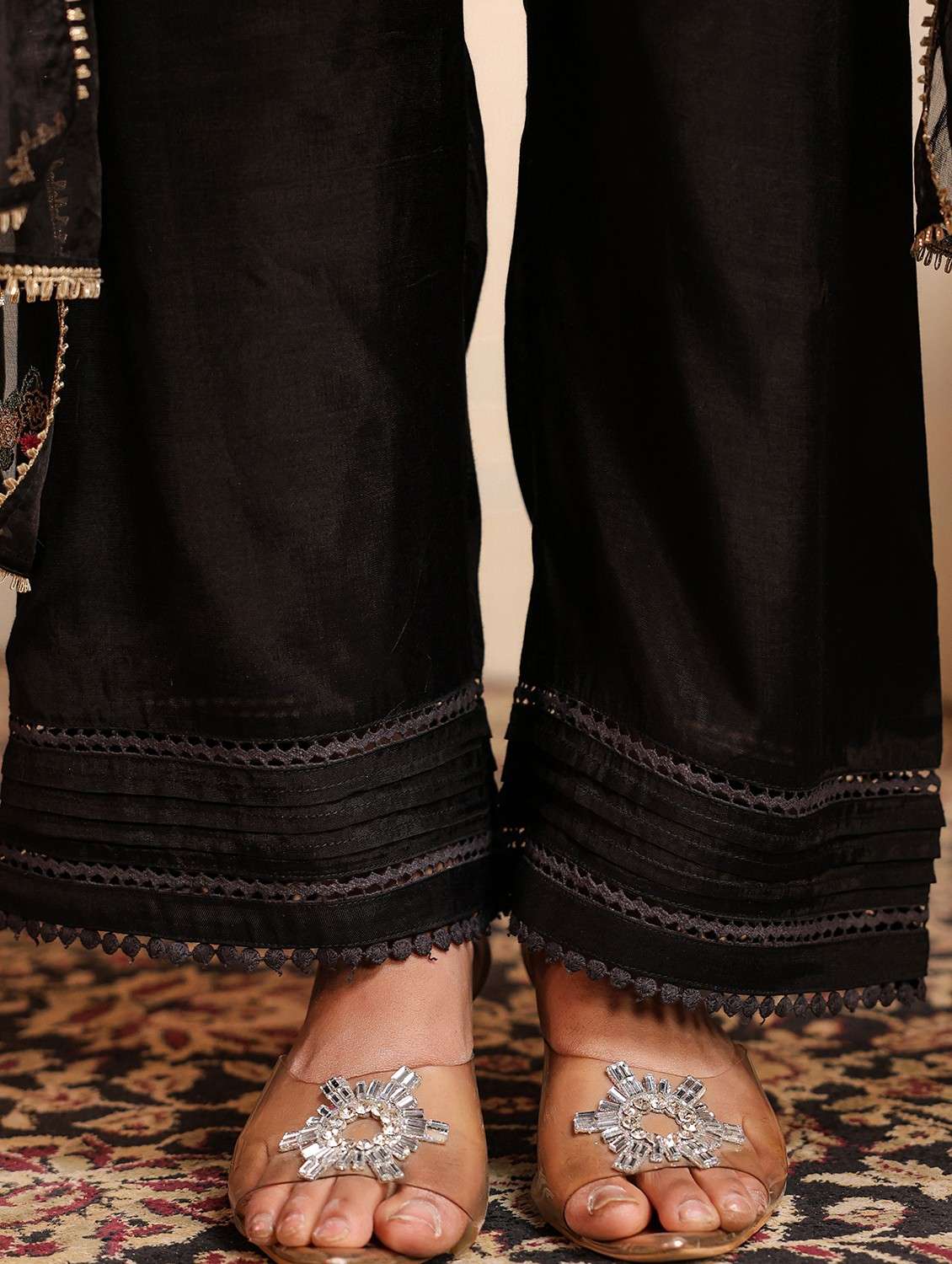 women embroidered long sleeve kurta pant with dupatta set - 22093269 - Standard Image - 4