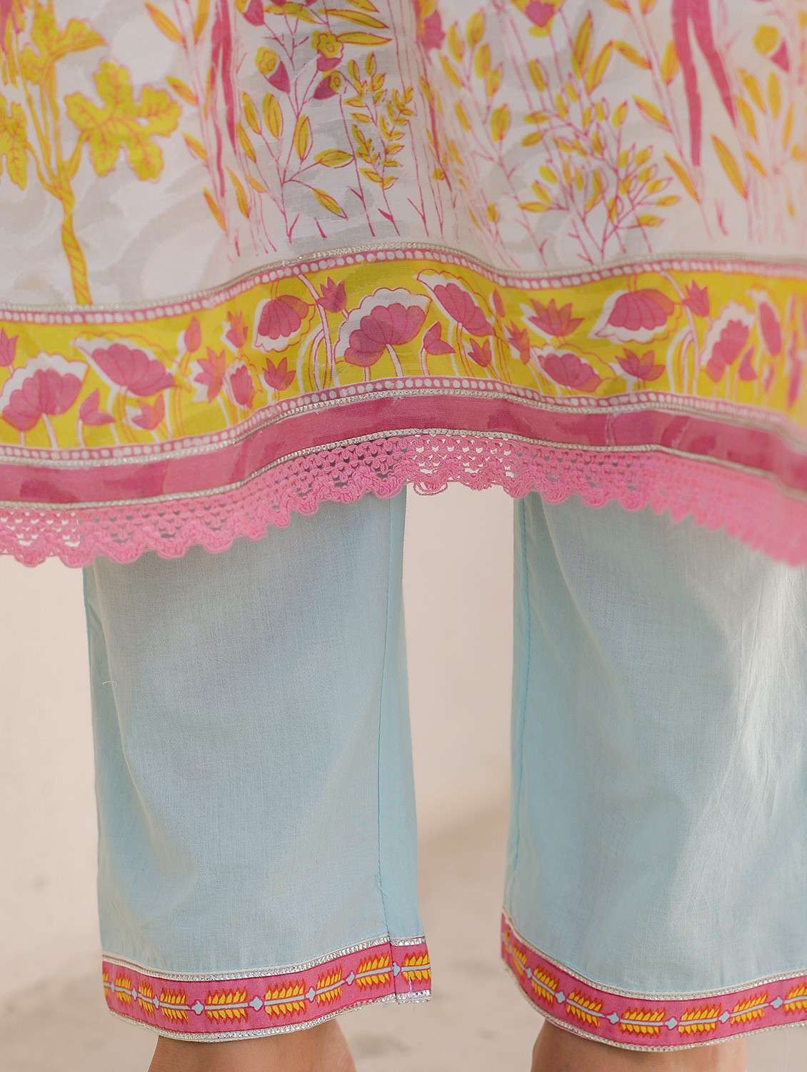 women embroidered long sleeve kurta pant with dupatta set - 22093273 - Standard Image - 4