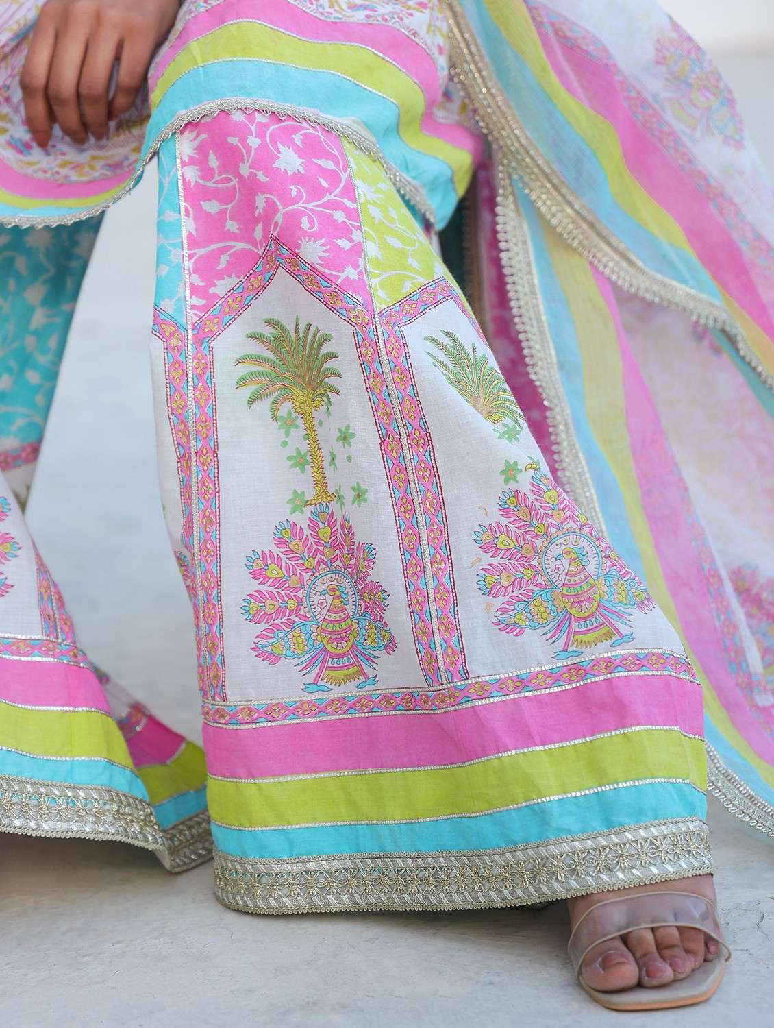 women embroidered sleeveless kurta sharara with dupatta set - 22093274 - Standard Image - 4