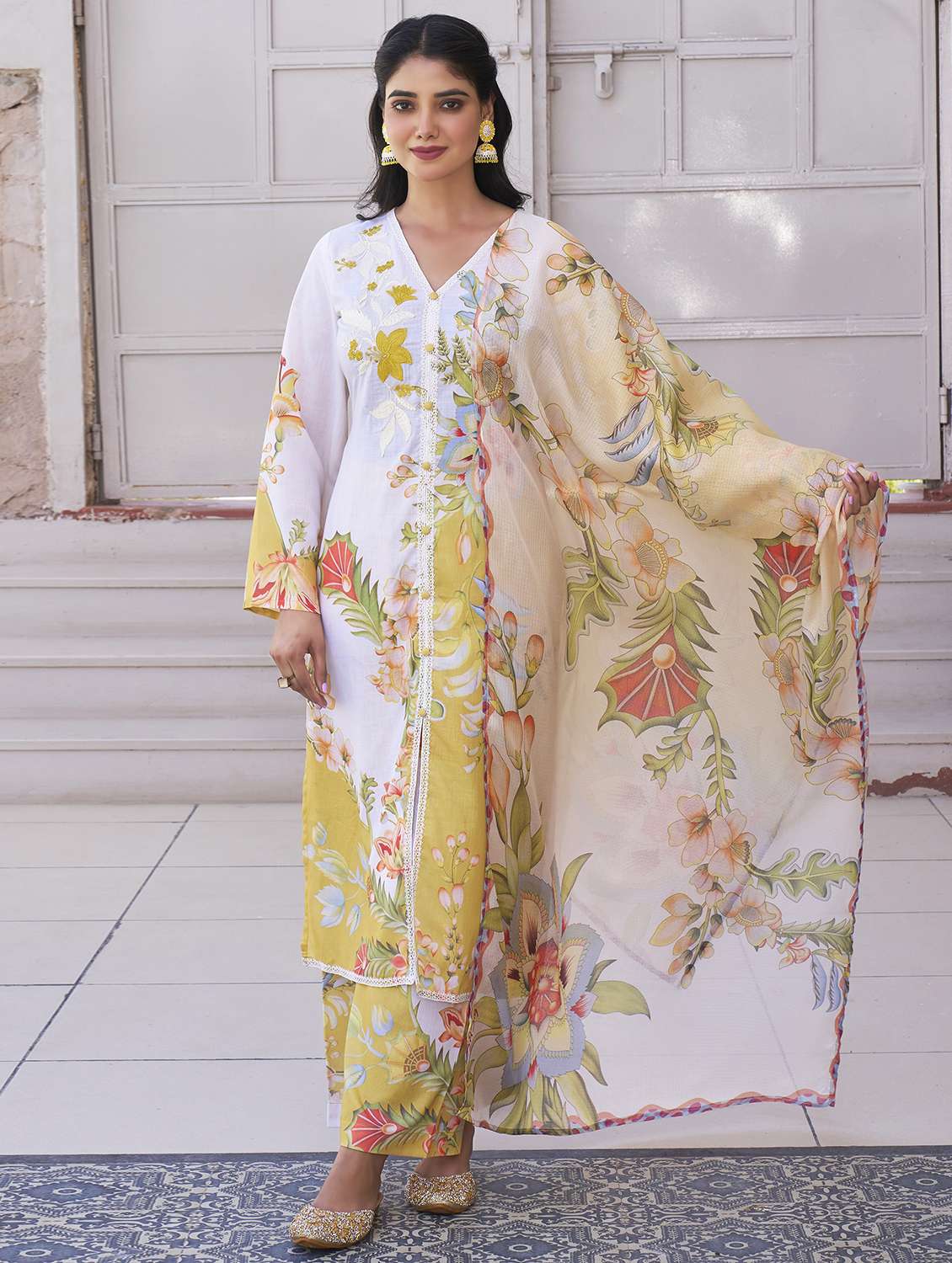 women embroidered long sleeve kurta pant with dupatta set