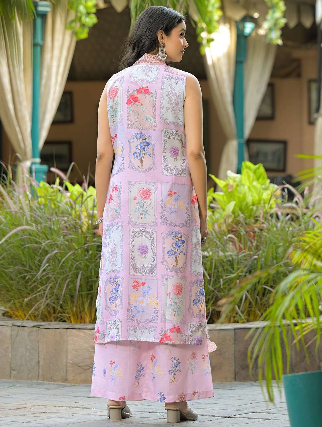 women floral printed sleeveless kurta palazzo with dupatta set - 22093290 - Standard Image - 4