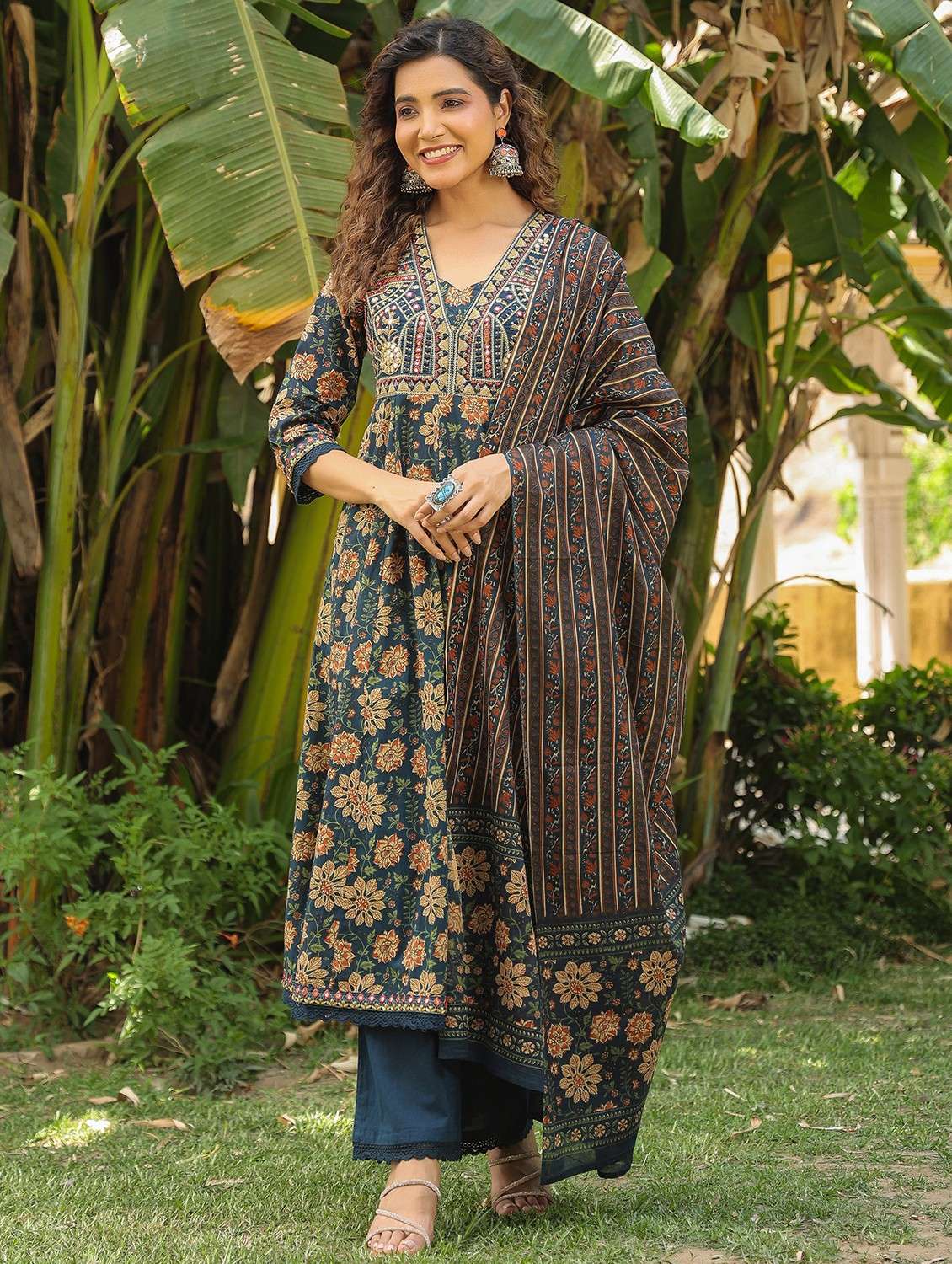 women embroidered three quarter sleeve kurta pant with dupatta set - 22093298 -  Standard Image - 1