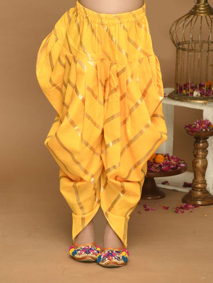 girls foil print kurta and dhoti set - 22093377 -  Standard Image - 4