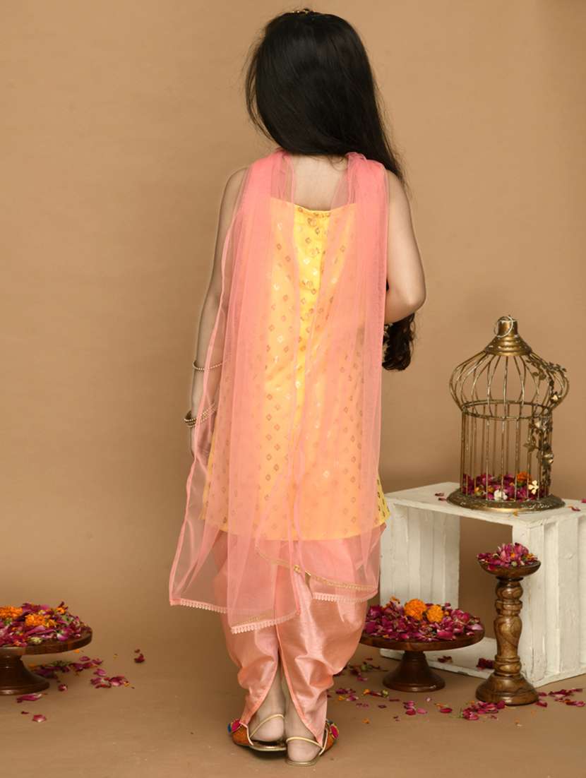Girls Foil Print Dhoti Kurta Set With Dupatta