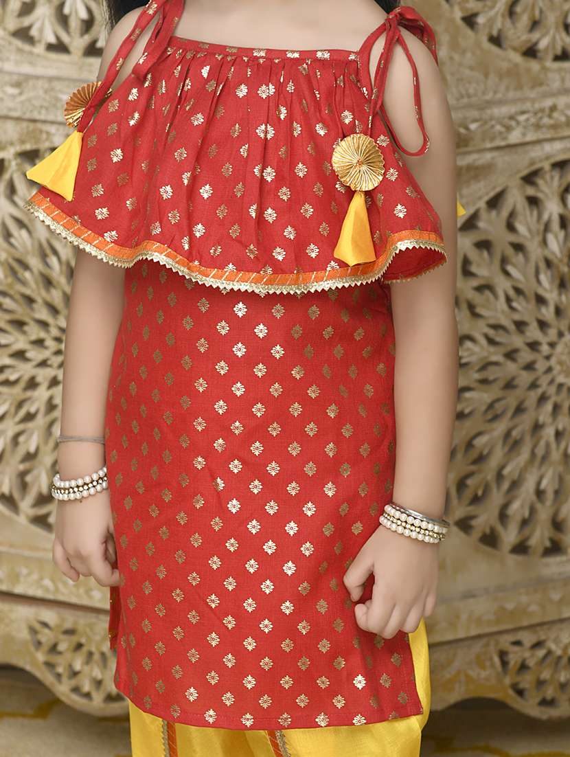 girls foil print dhoti and kurta set - 22093381 - Standard Image - 4