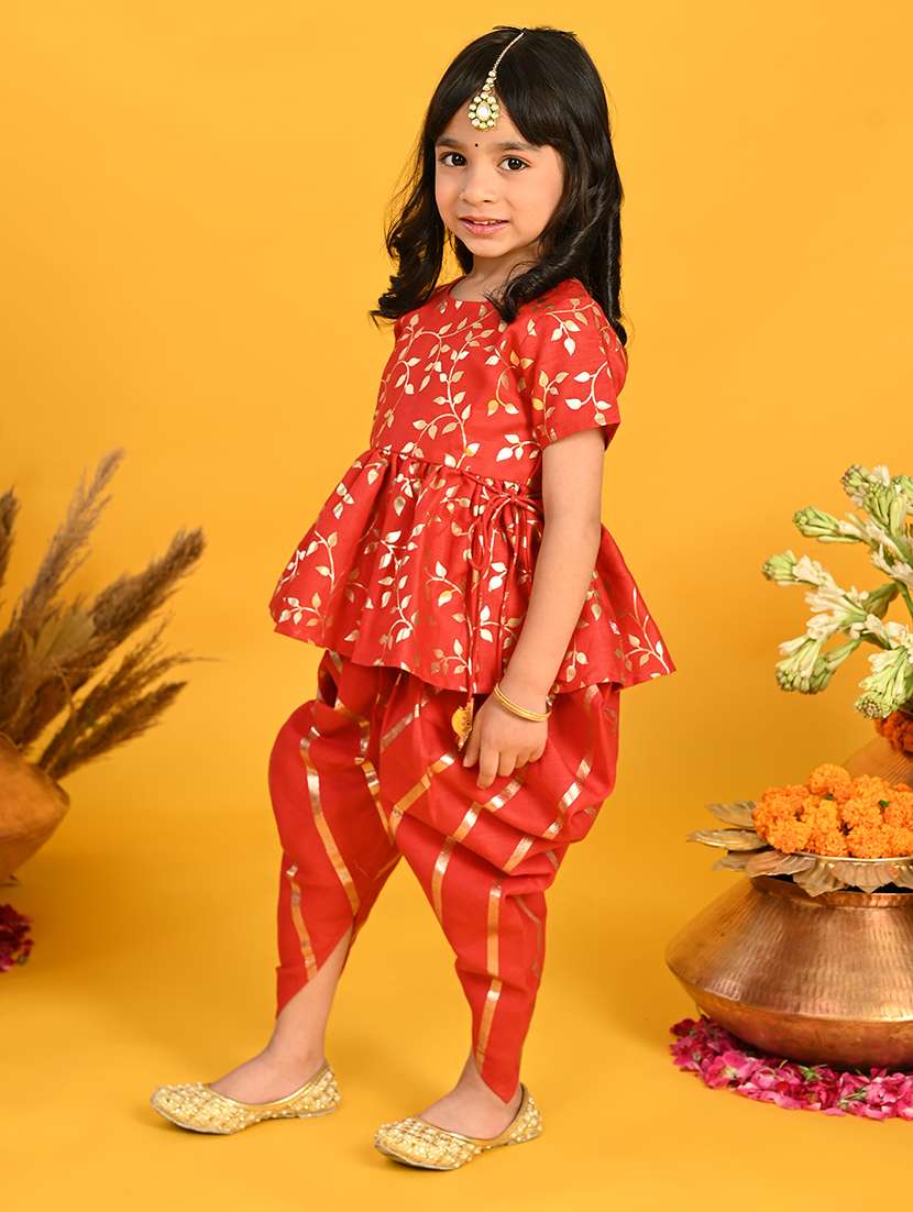 Girls Foil Print Kurta And Dhoti Set 