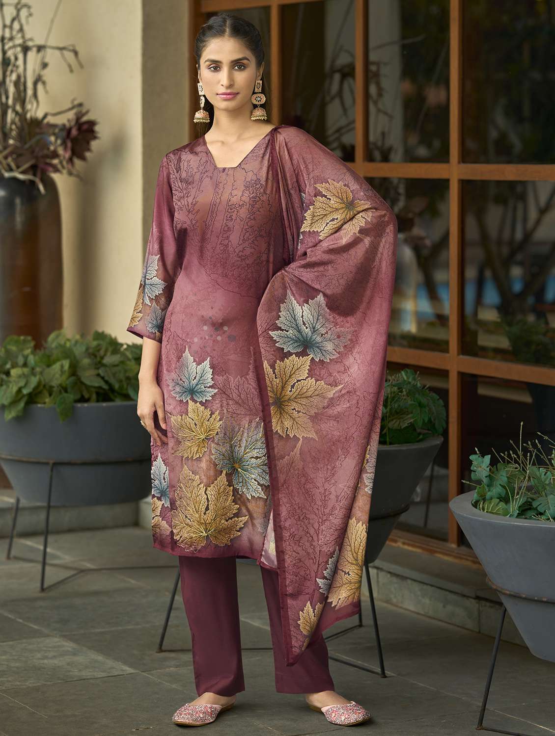 women floral three quarter sleeve kurta pant with dupatta set - 22093583 -  Standard Image - 1