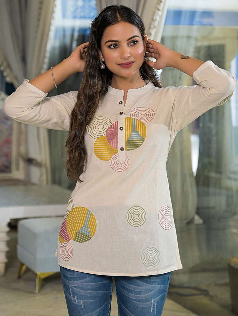 women printed three quarter sleeve kurti
