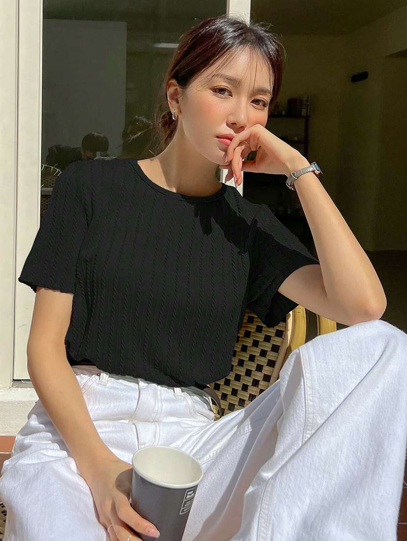 women self designed short sleeve top