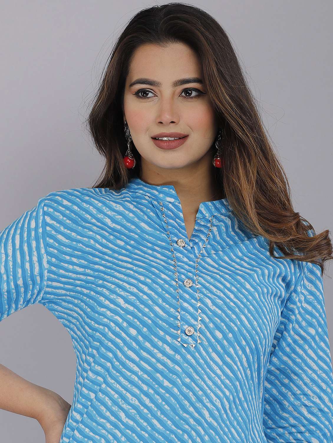 Women Leheriya Three Quarter Sleeve Straight Kurta - 22094165 -  Standard Image - 4