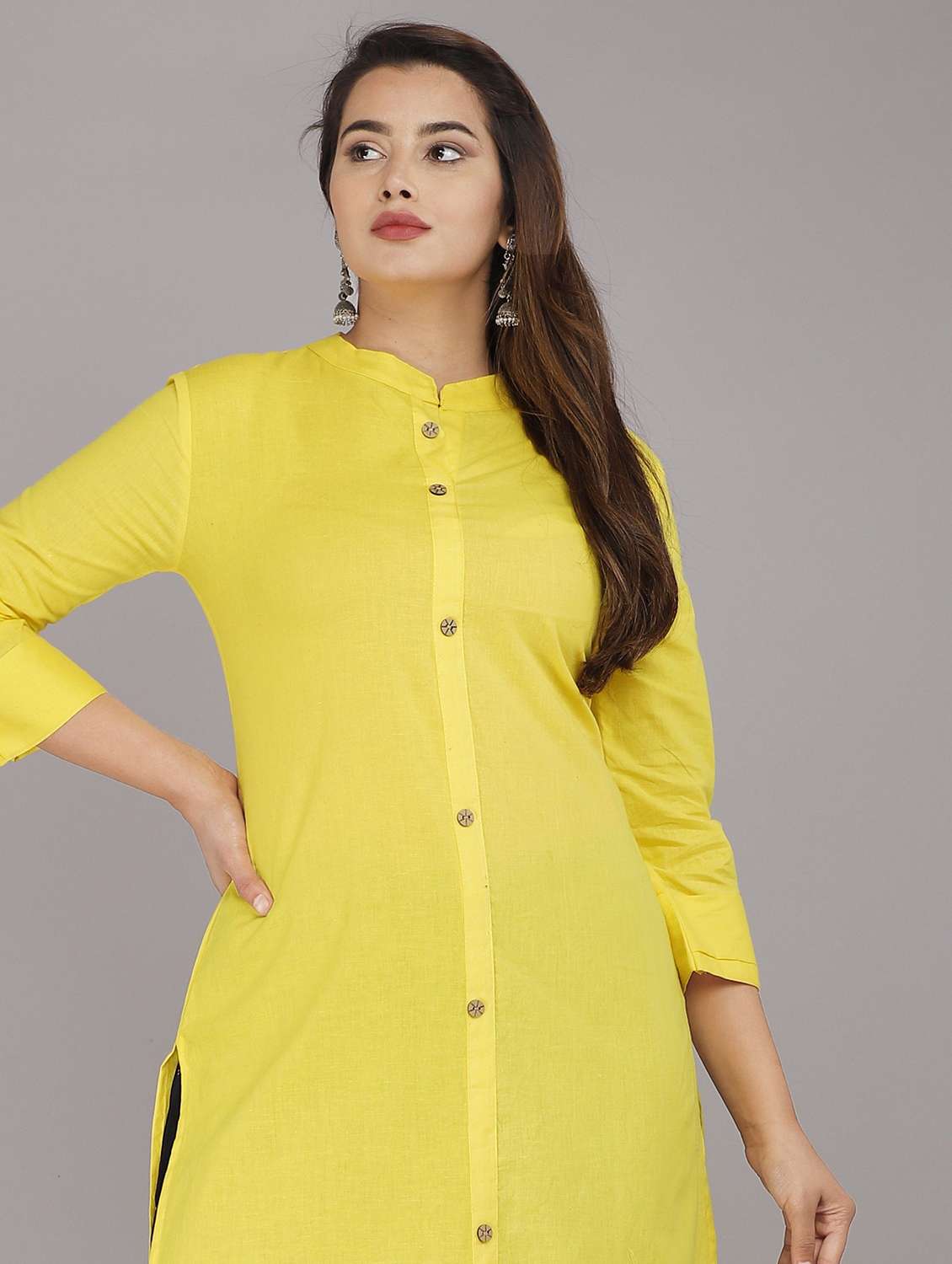 Women Solid Three Quarter Sleeve Straight Kurta - 22094173 -  Standard Image - 1