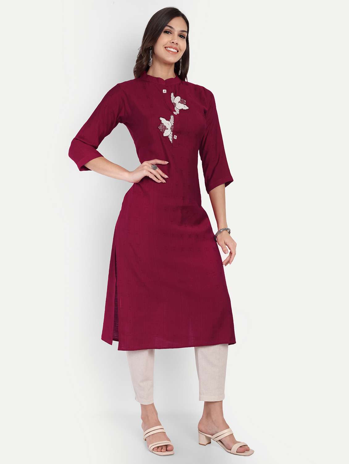 women solid with work three quarter sleeve straight kurta - 22094210 -  Standard Image - 1