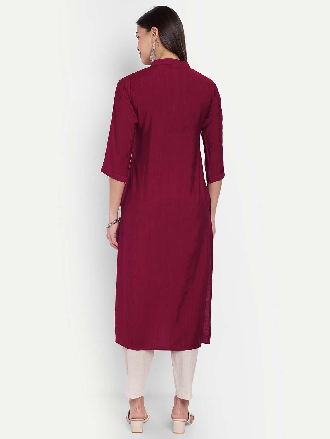 women solid with work three quarter sleeve straight kurta - 22094210 -  Standard Image - 4