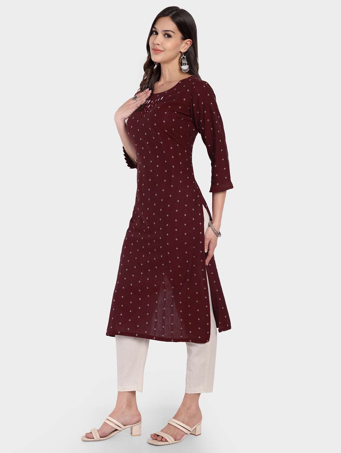 women self design three quarter sleeve straight kurta - 22094213 - Standard Image - 1