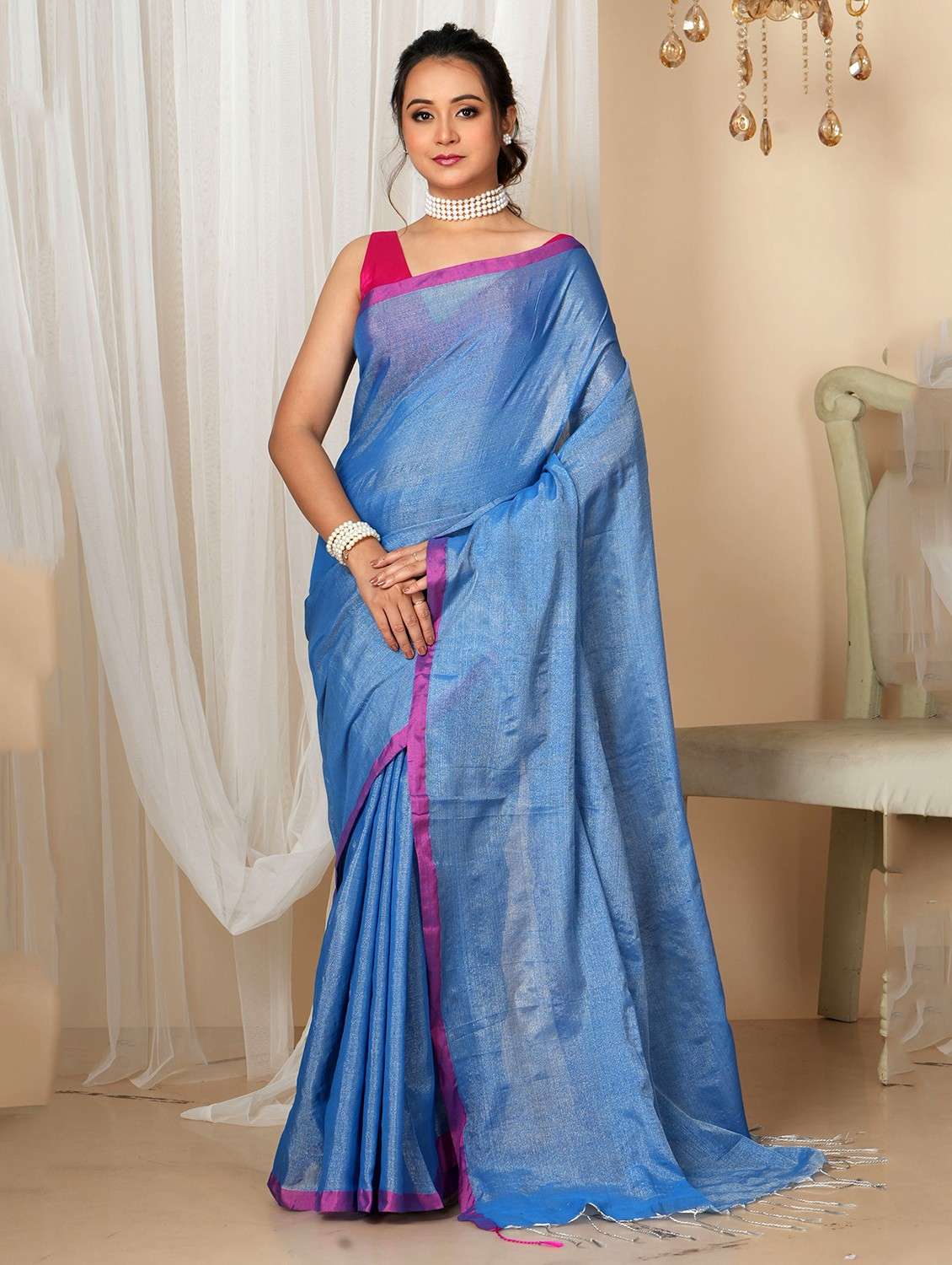 women solid handloom saree with blouse
