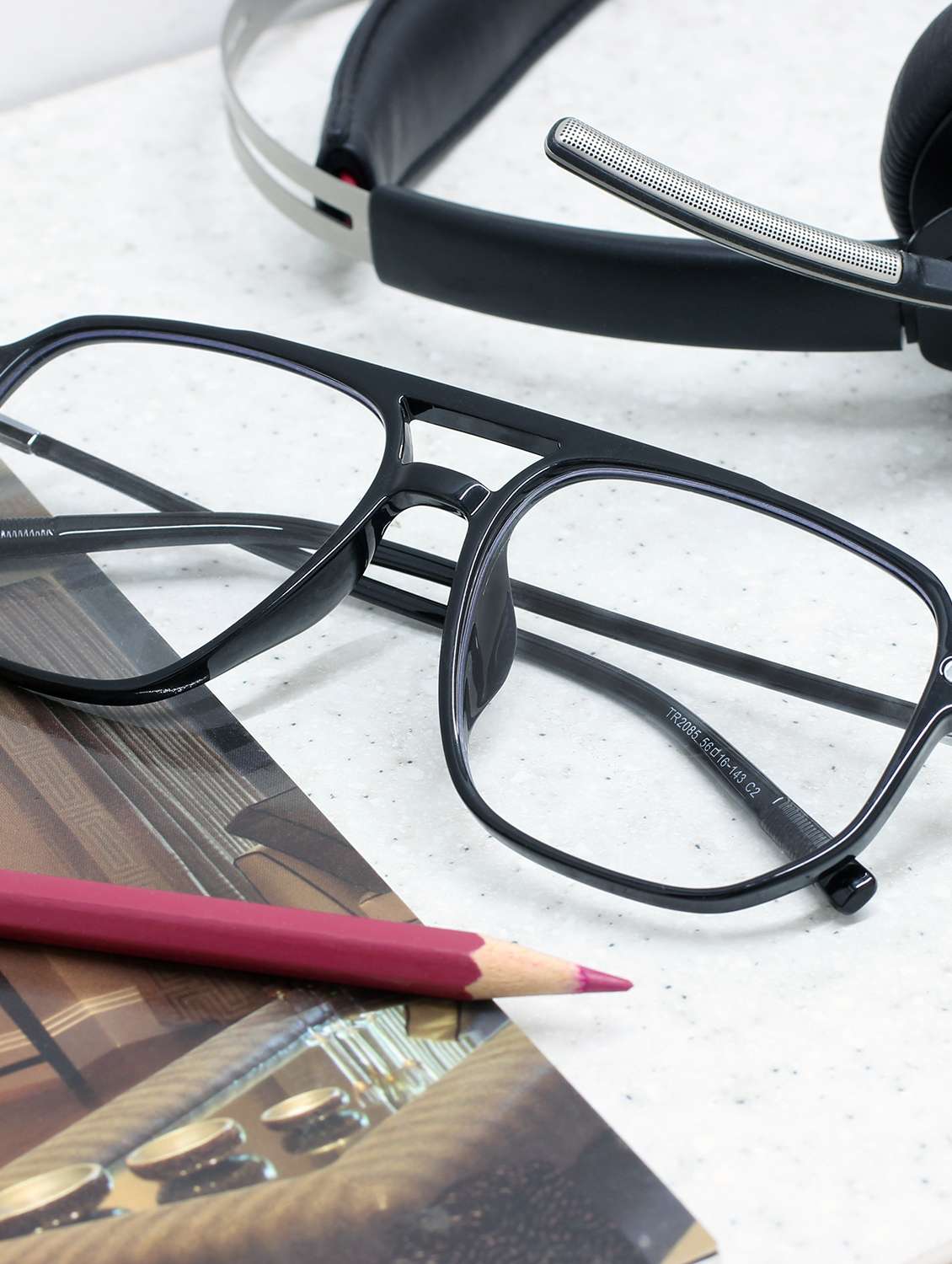 square unisex frames - 22100929 -  Standard Image - 1
