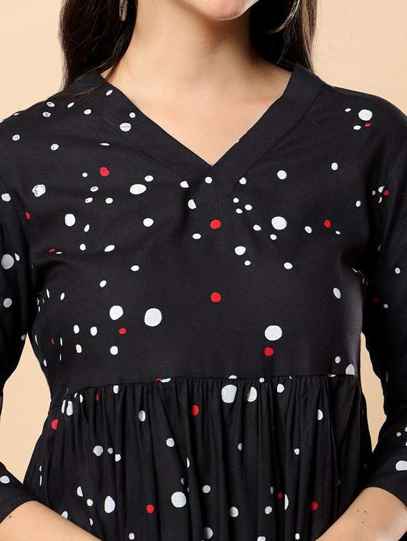 women polka dot printed three quarter sleeve flared top - 22100932 - Standard Image - 4