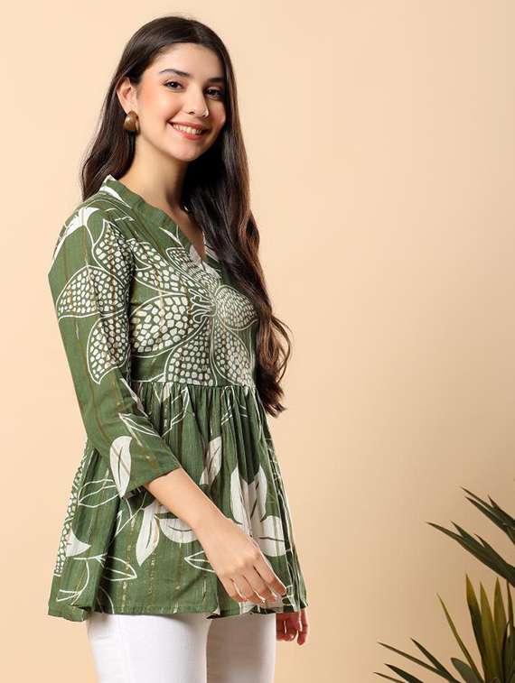 women printed three quarter sleeve flared top - 22100936 - Standard Image - 1