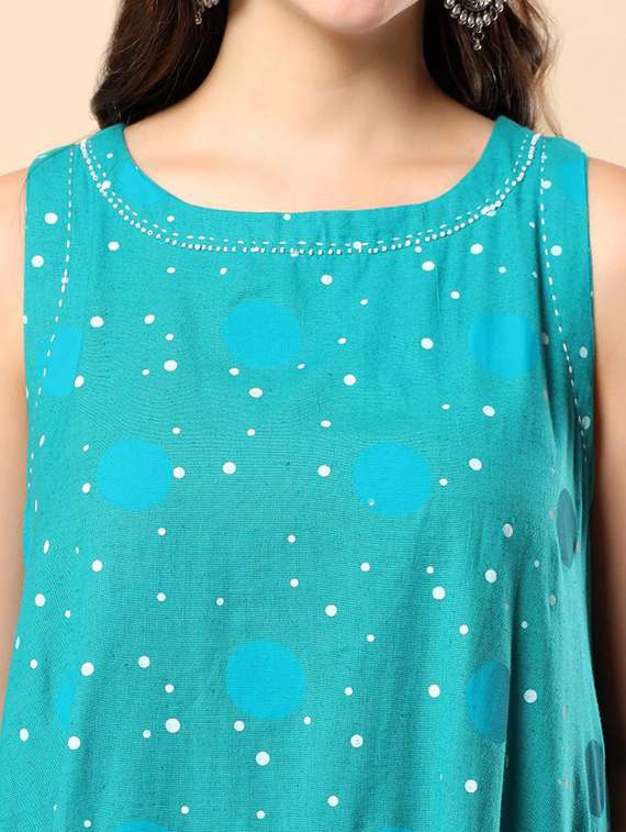 women printed round neck kurta pant set - 22100967 - Standard Image - 4