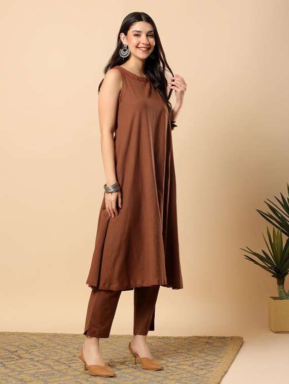 women solid round neck kurta pant set - 22100970 -  Standard Image - 1