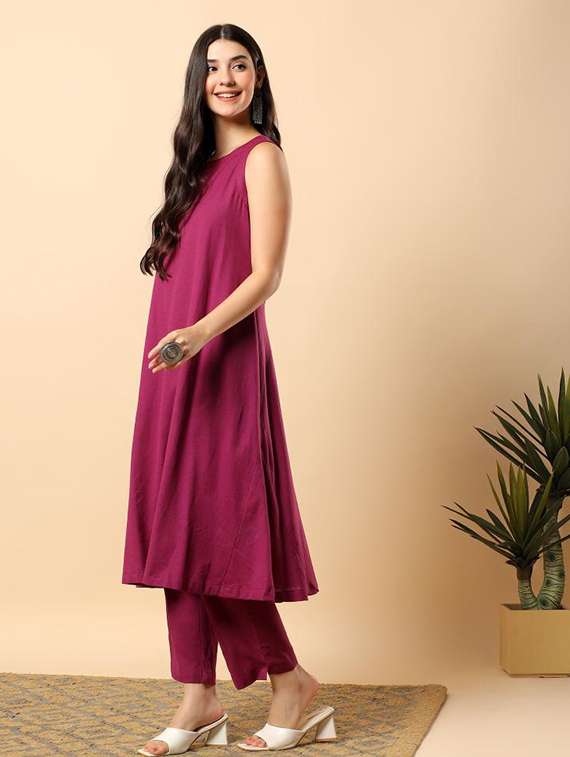 women solid round neck kurta pant set - 22100975 -  Standard Image - 1