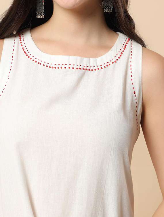 women solid round neck kurta pant set - 22100976 -  Standard Image - 4