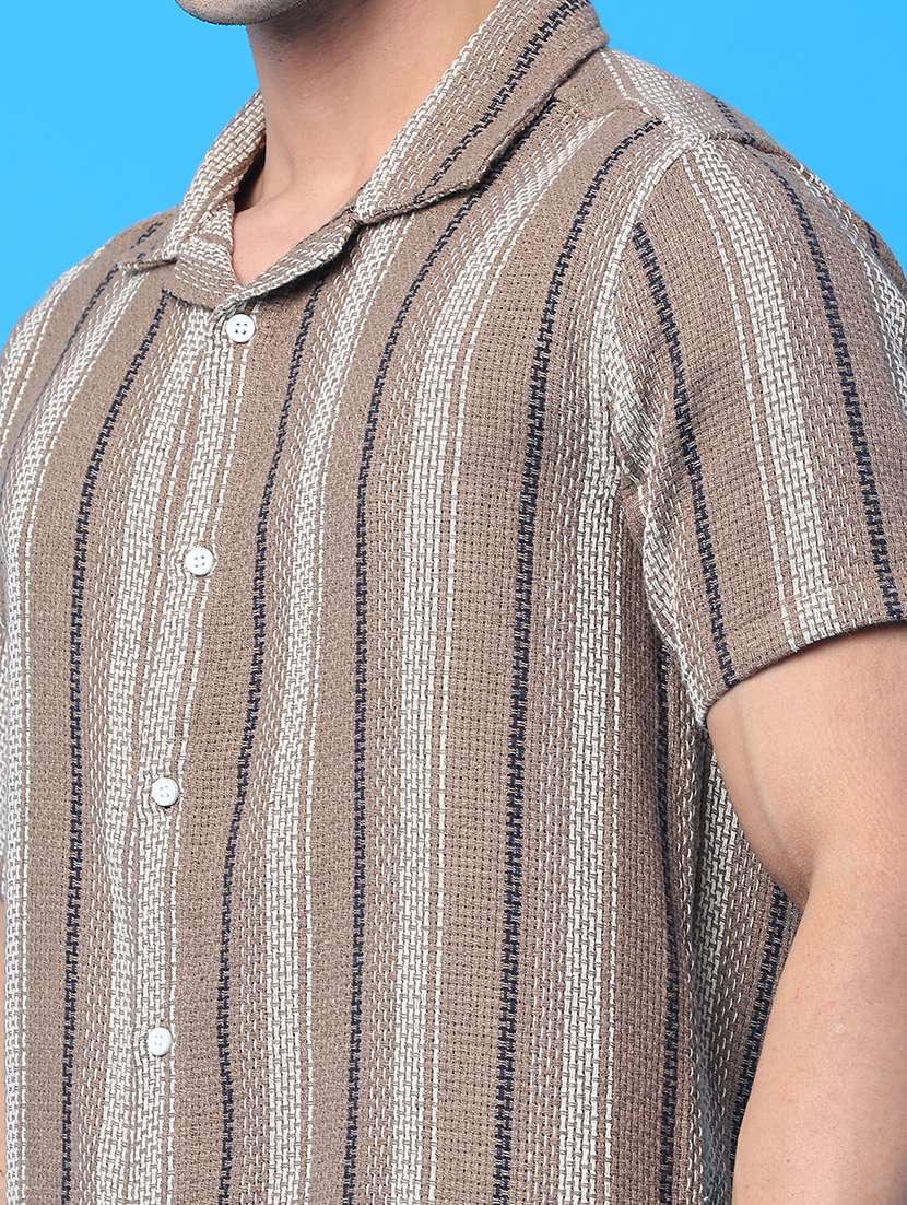 men striped short sleeve regular fit casual shirt - 22101199 -  Standard Image - 4