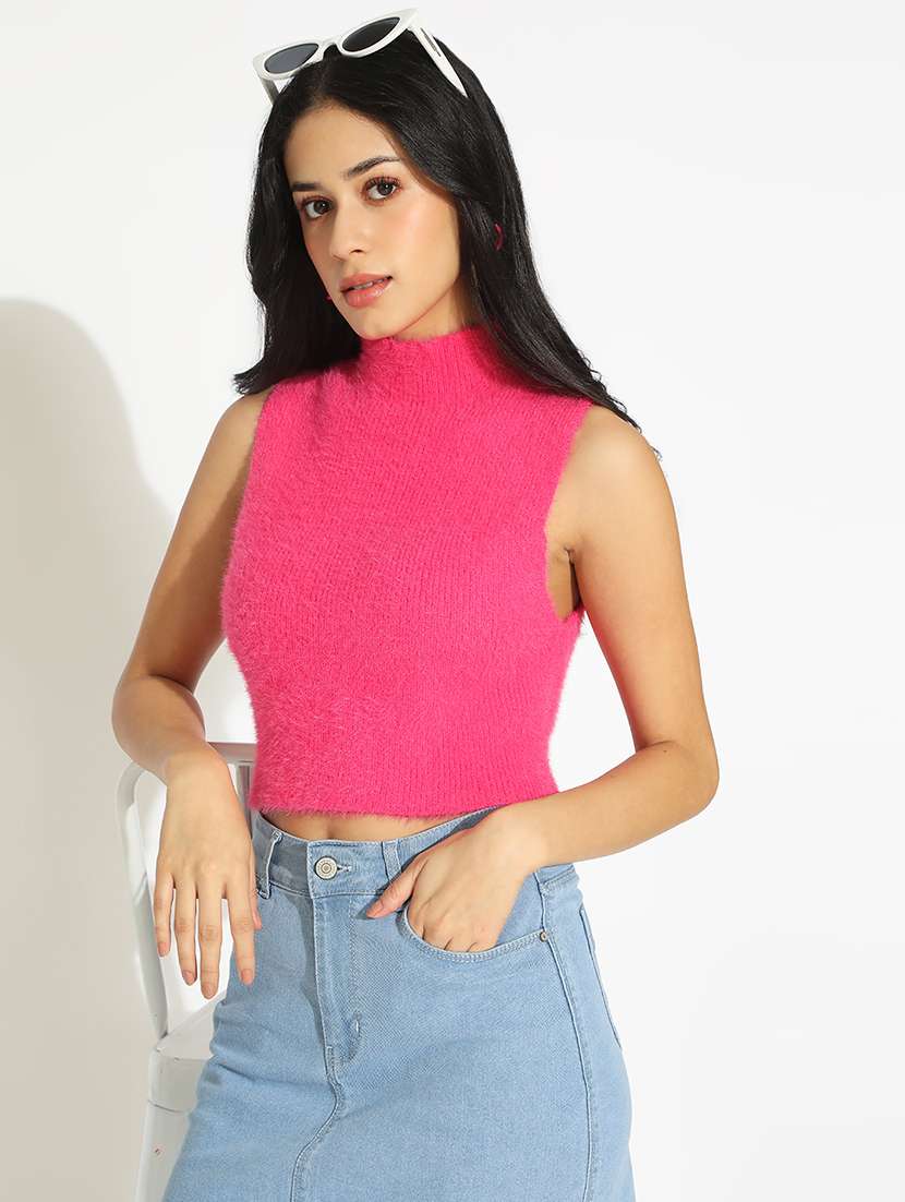 women's pink fitted sleeveless croptop