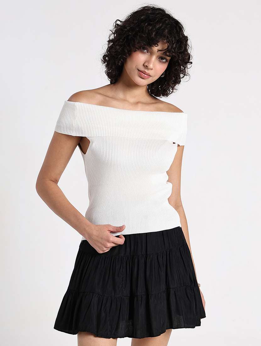women solid off shoulder sleeveless top - 22101946 -  Standard Image - 1