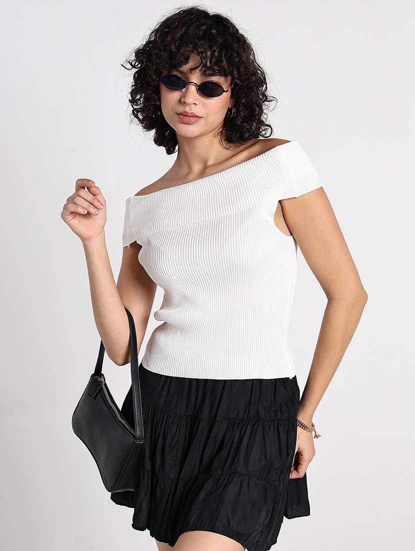 women solid off shoulder sleeveless top - 22101946 -  Standard Image - 4