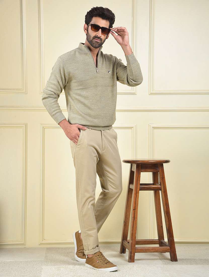 men solid mid rise flat front chinos trouser - 22102113 -  Standard Image - 4