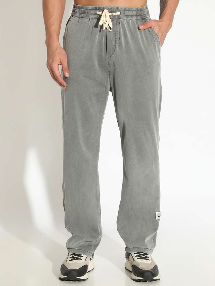 men solid low rise flat front casual trouser - 22102180 - Zoom Image - 0