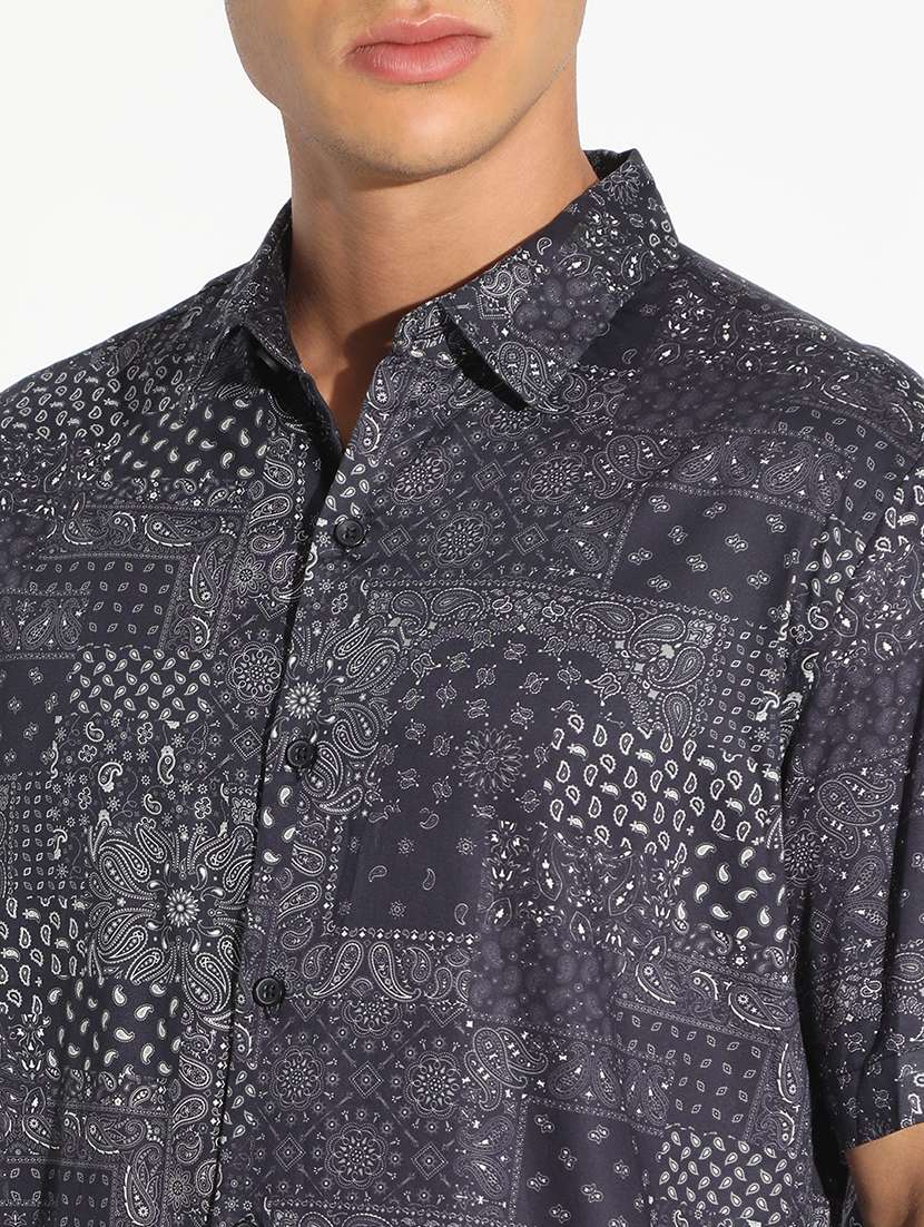 men printed short sleeve regular fit casual shirt - 22102289 -  Standard Image - 4