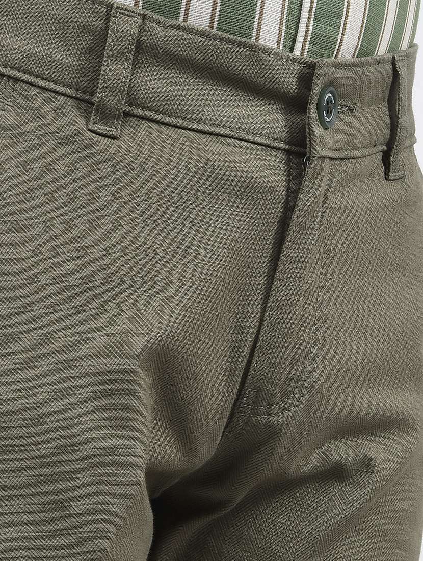 boys solid mid rise chinos - 22102322 -  Standard Image - 4