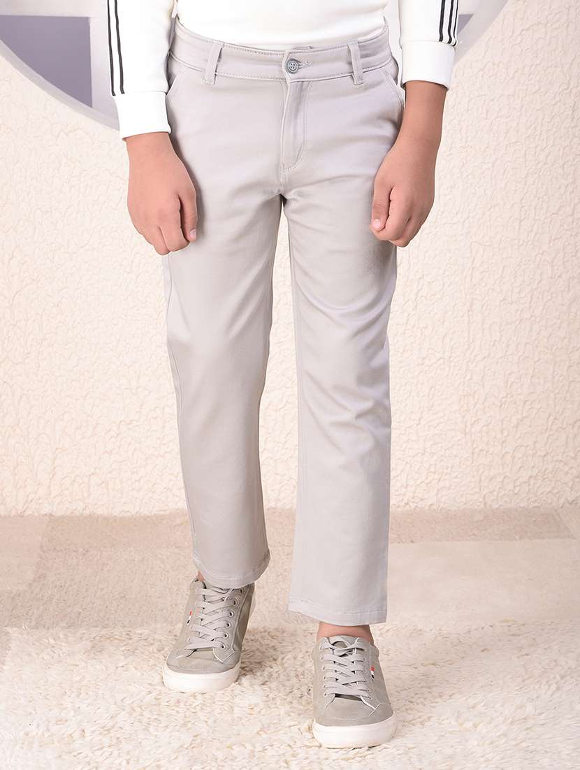 boys solid mid rise chinos