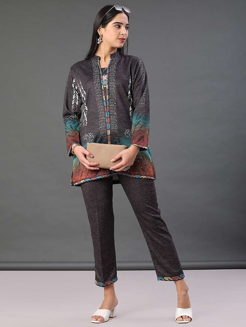 women printed long sleeve kurta and pant set - 22102833 -  Standard Image - 1