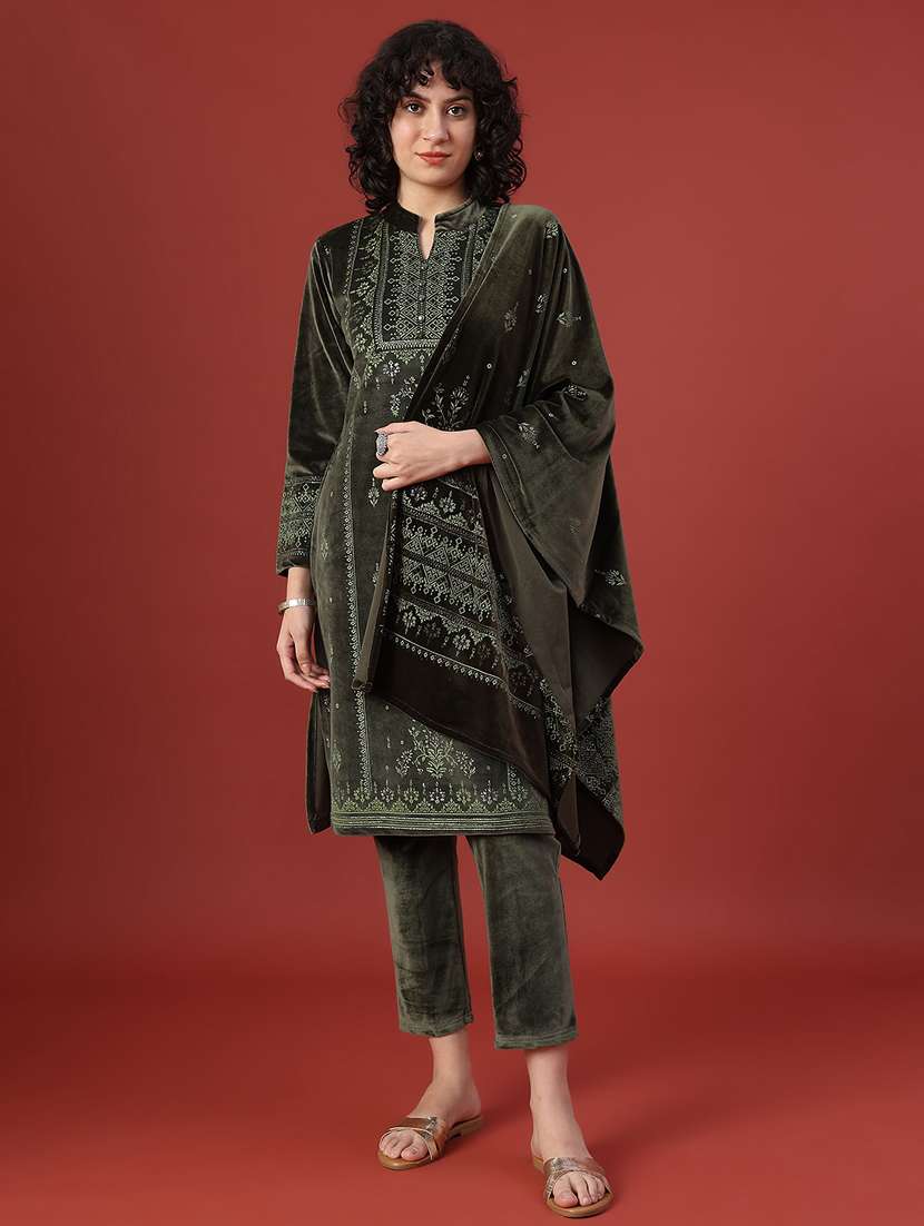 Women Printed Long Sleeve Kurta Pant With Dupatta Set - 22102885 -  Standard Image - 1