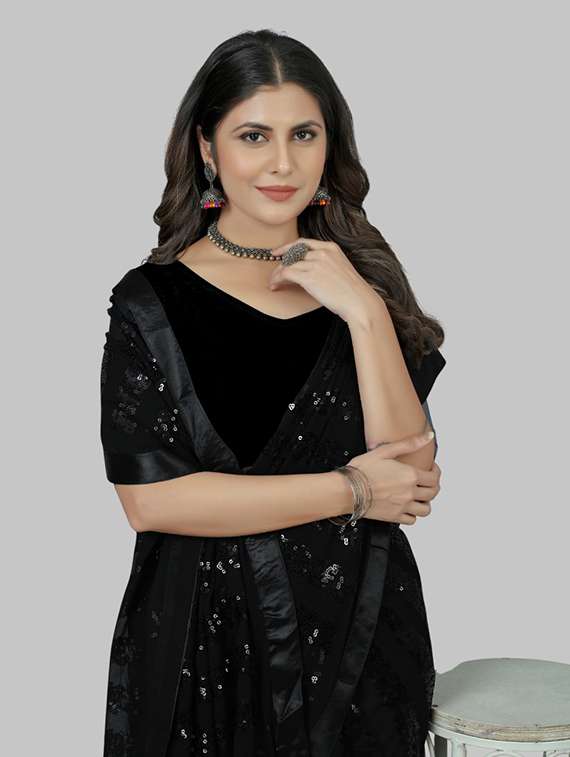 women solid with work embellished saree with blouse - 22103239 - Standard Image - 4