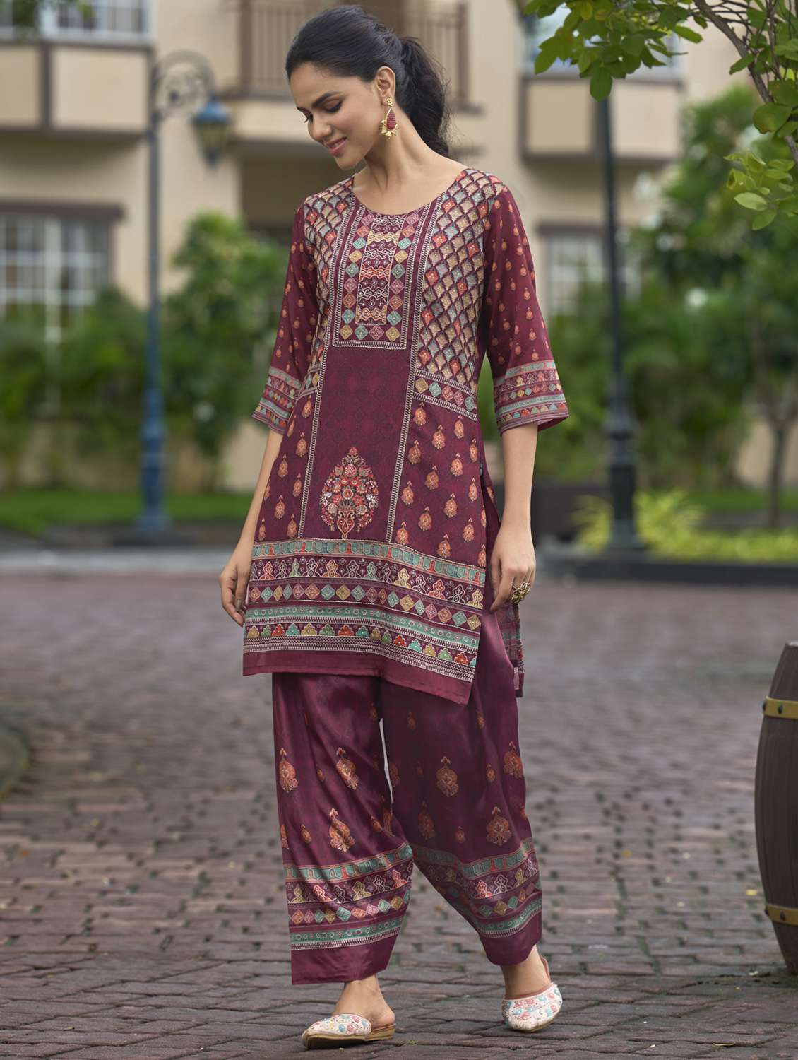 women printed three quarter sleeve ethnic co-ord set