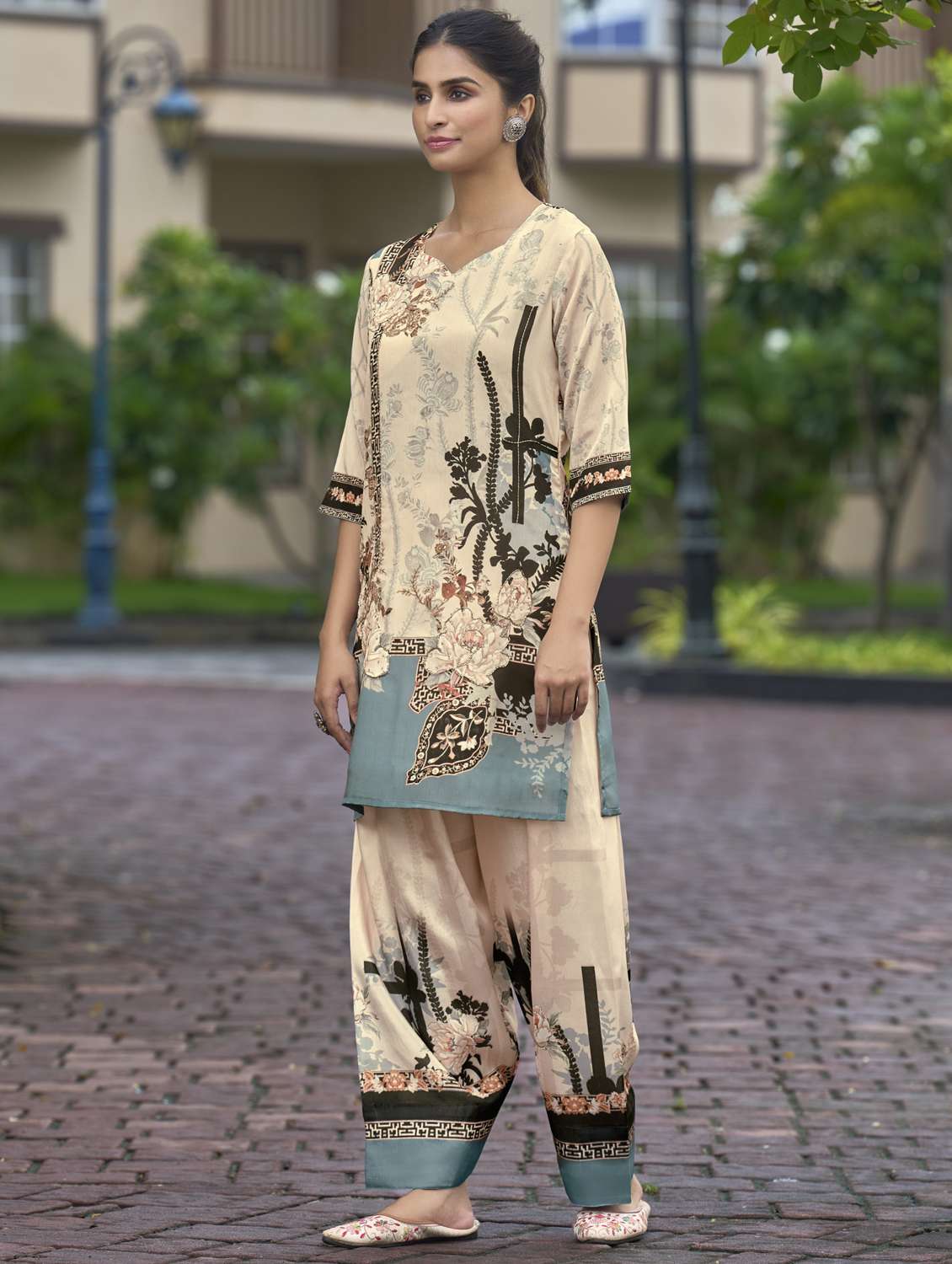 women printed three quarter sleeve ethnic co-ord set - 22103959 - Standard Image - 1