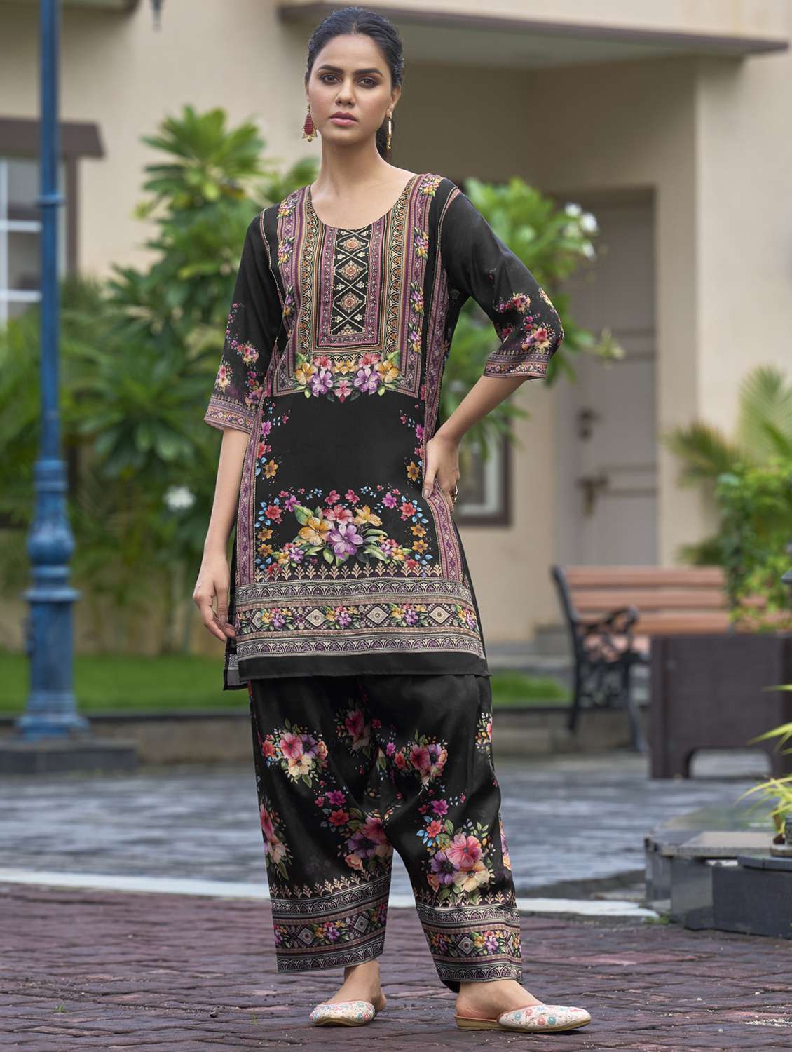 women printed three quarter sleeve ethnic co-ord set