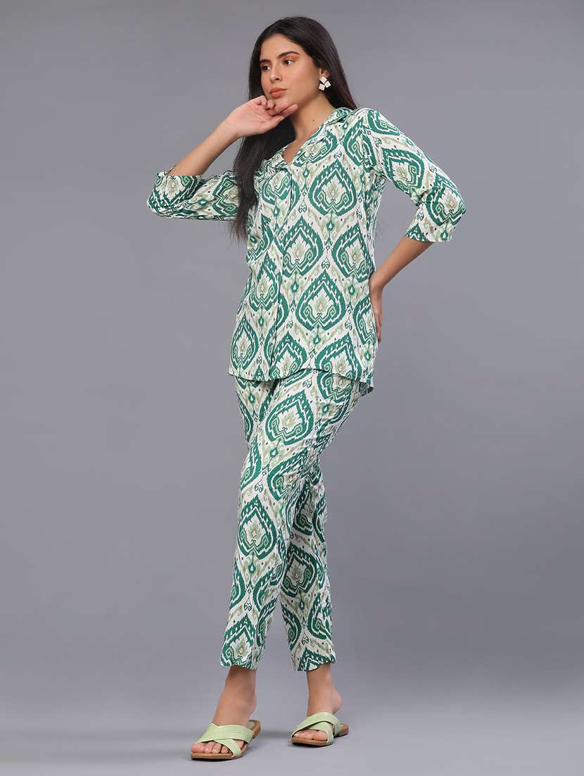 women green co-ord set - 22105397 -  Standard Image - 1