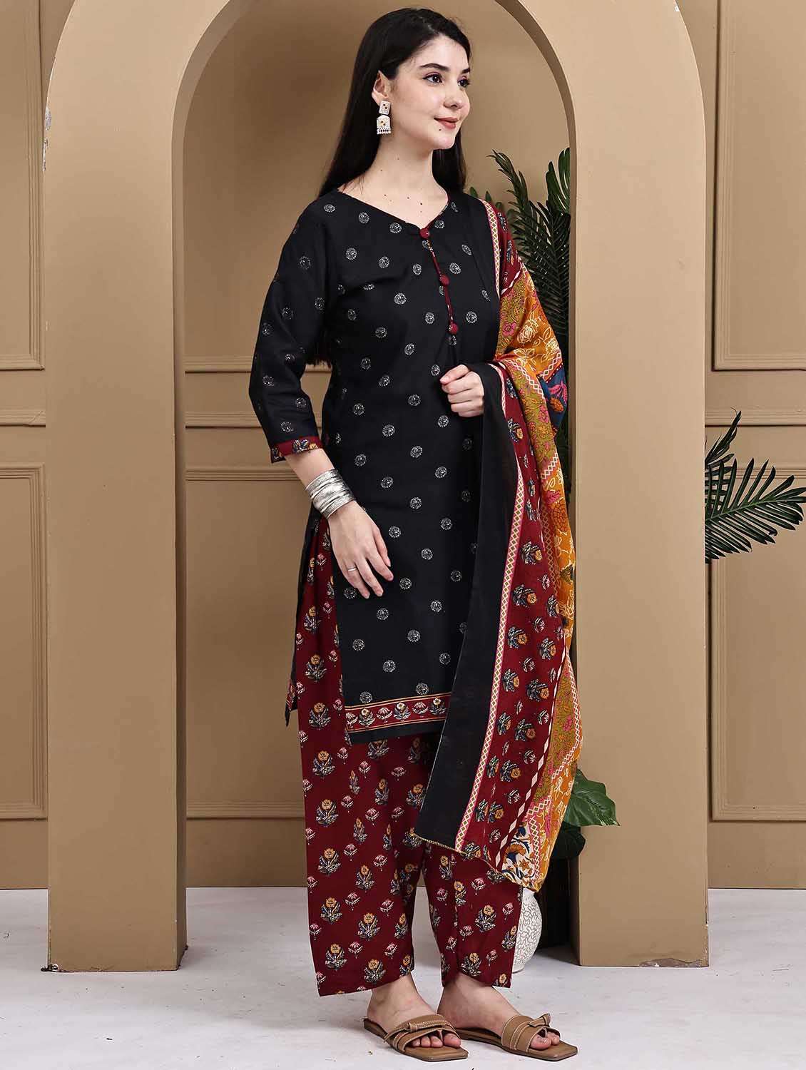 women printed three quarter sleeve kurta salwar with dupatta set - 22105884 -  Standard Image - 1