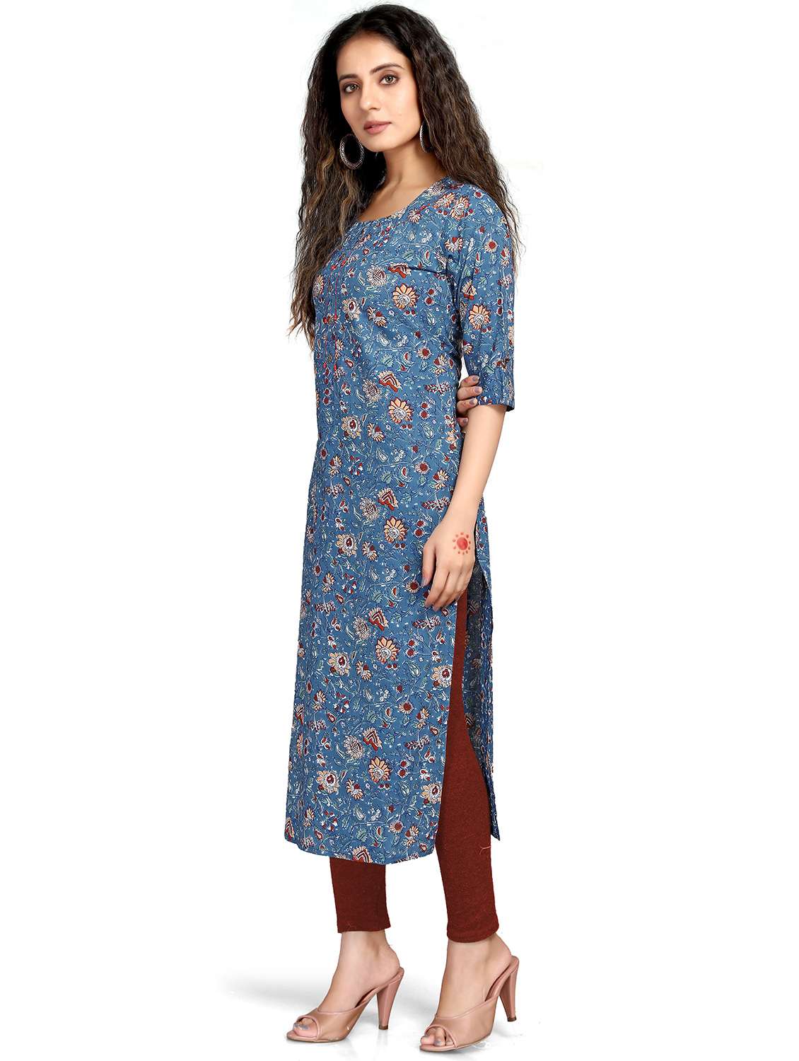 women three quarter sleeve straight kurta - 22105916 - Standard Image - 1