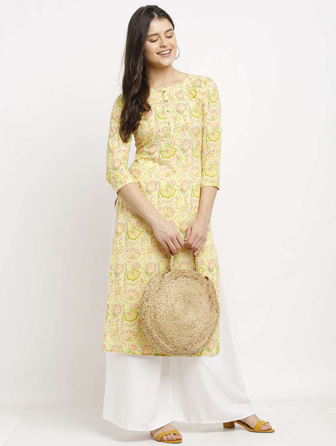 women three quarter sleeve straight kurta - 22105919 -  Zoom Image - 0