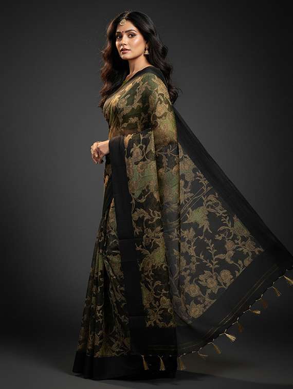 women printed casual wear saree with blouse - 22105949 - Standard Image - 1