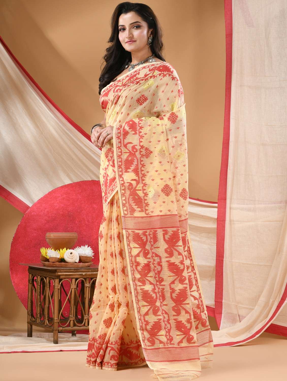 women self design jamdani saree - 22106005 - Standard Image - 1