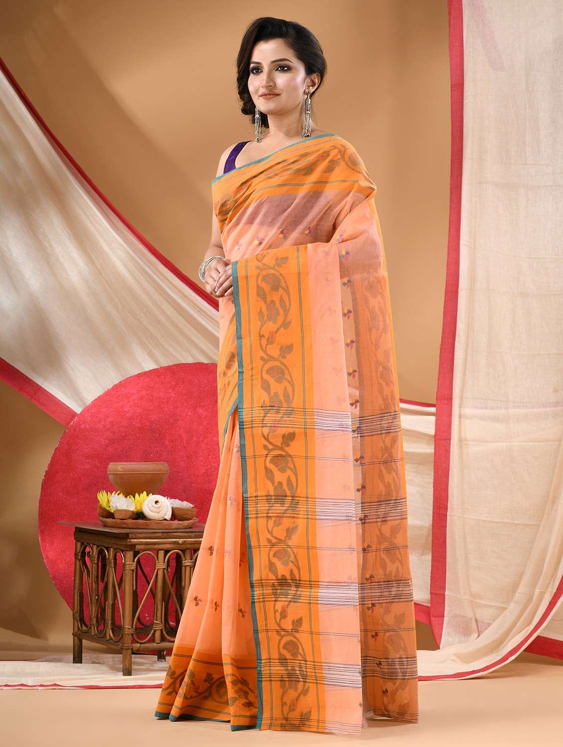 women self design tant saree - 22106014 - Standard Image - 1