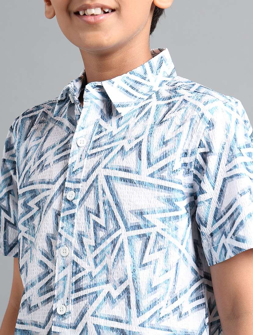 boys printed short sleeve collared shirt - 22106337 -  Standard Image - 4